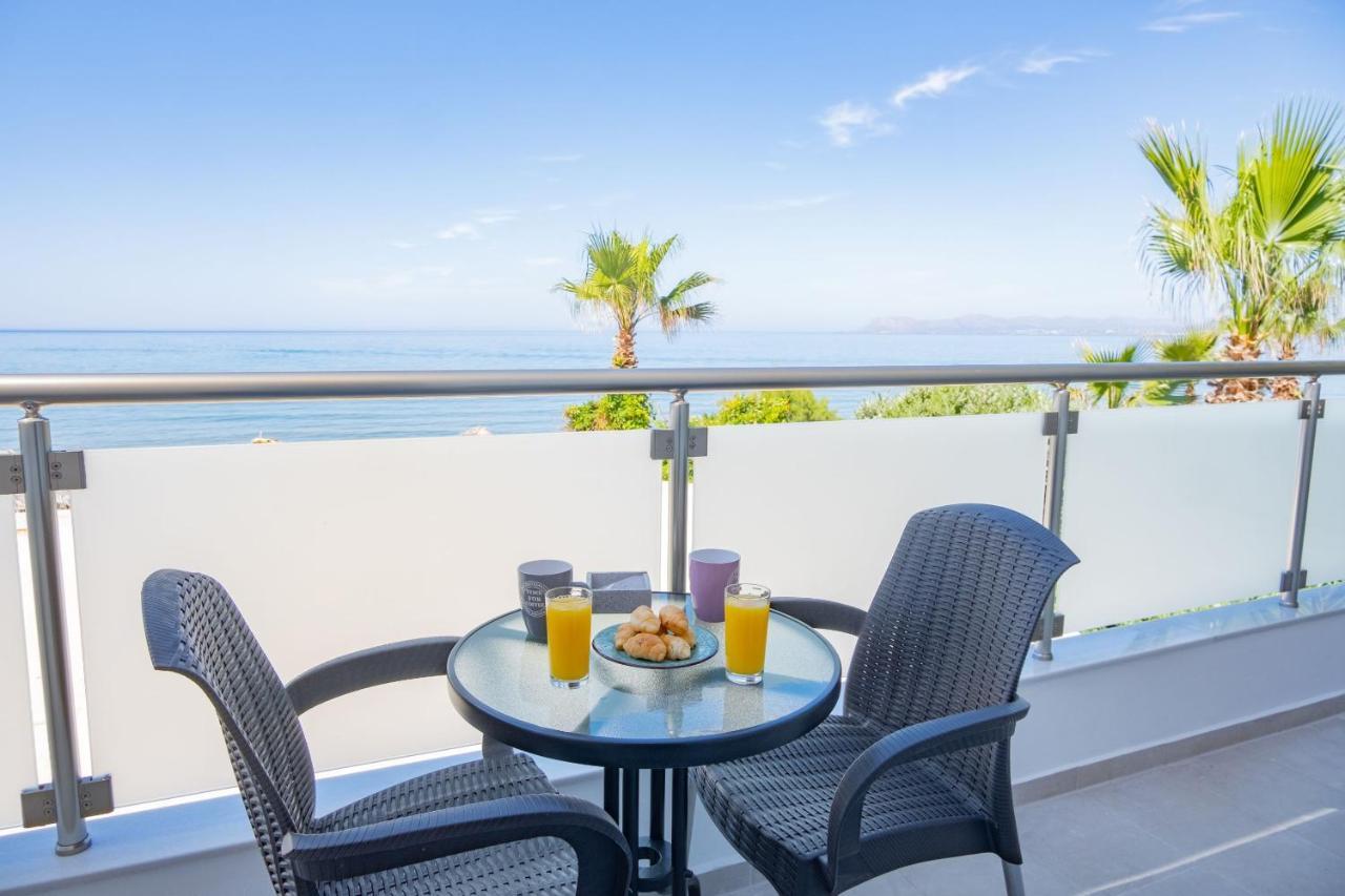 Apartment Queen Mary Beachfront Agia Marina (Crete)
